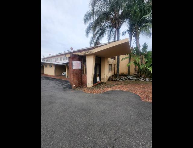 3 BEDROOM PROPERTY TO RENT IN SAVOY ESTATE